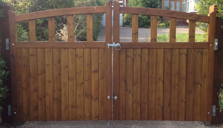 Fencing by PC Landscaping in South Devon: project photo 11