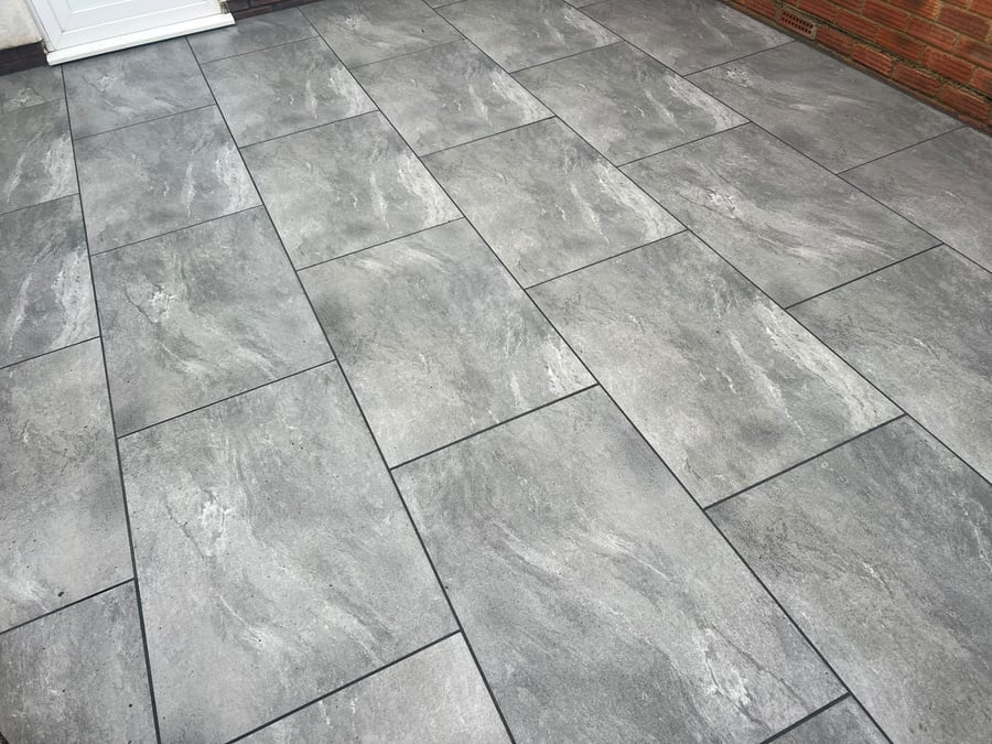 Porcelain Patios by PC Landscaping in South Devon: project photo 7