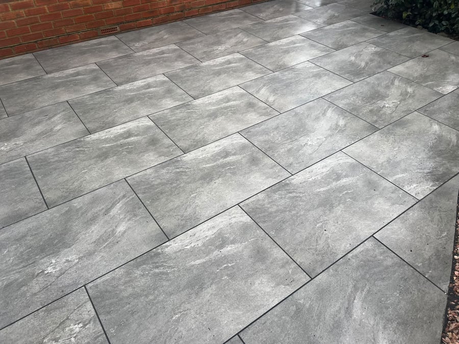Porcelain Patios by PC Landscaping in South Devon: project photo 8